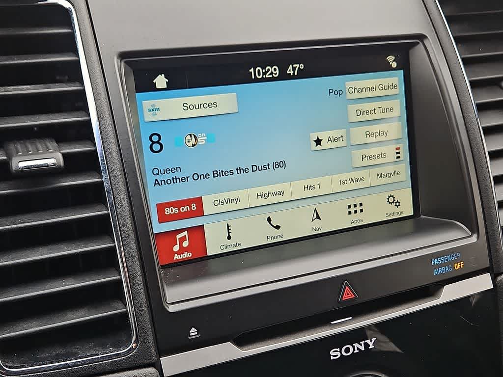 Thumbnail: 2018 Ford Taurus - 15