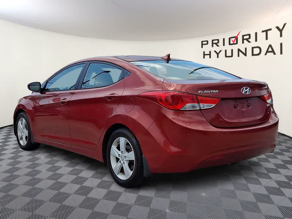 Thumbnail: 2012 Hyundai Elantra - 6