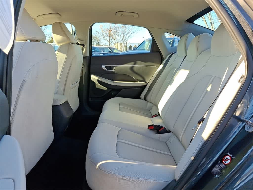 Thumbnail: 2023 Hyundai Sonata - 10