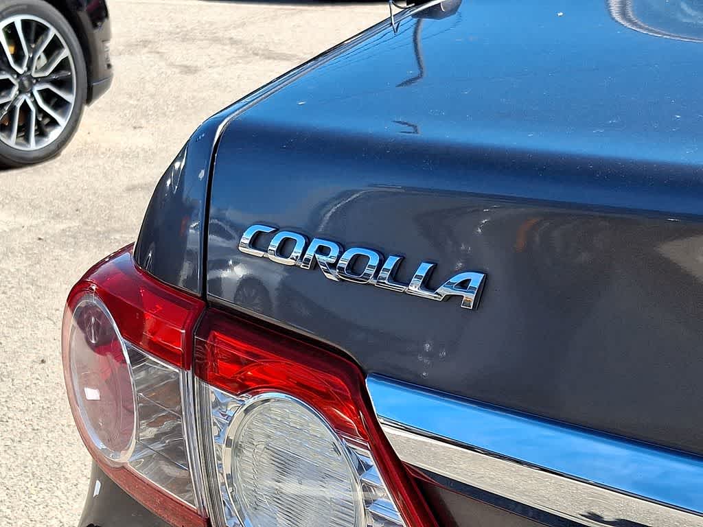 Thumbnail: 2013 Toyota Corolla - 3