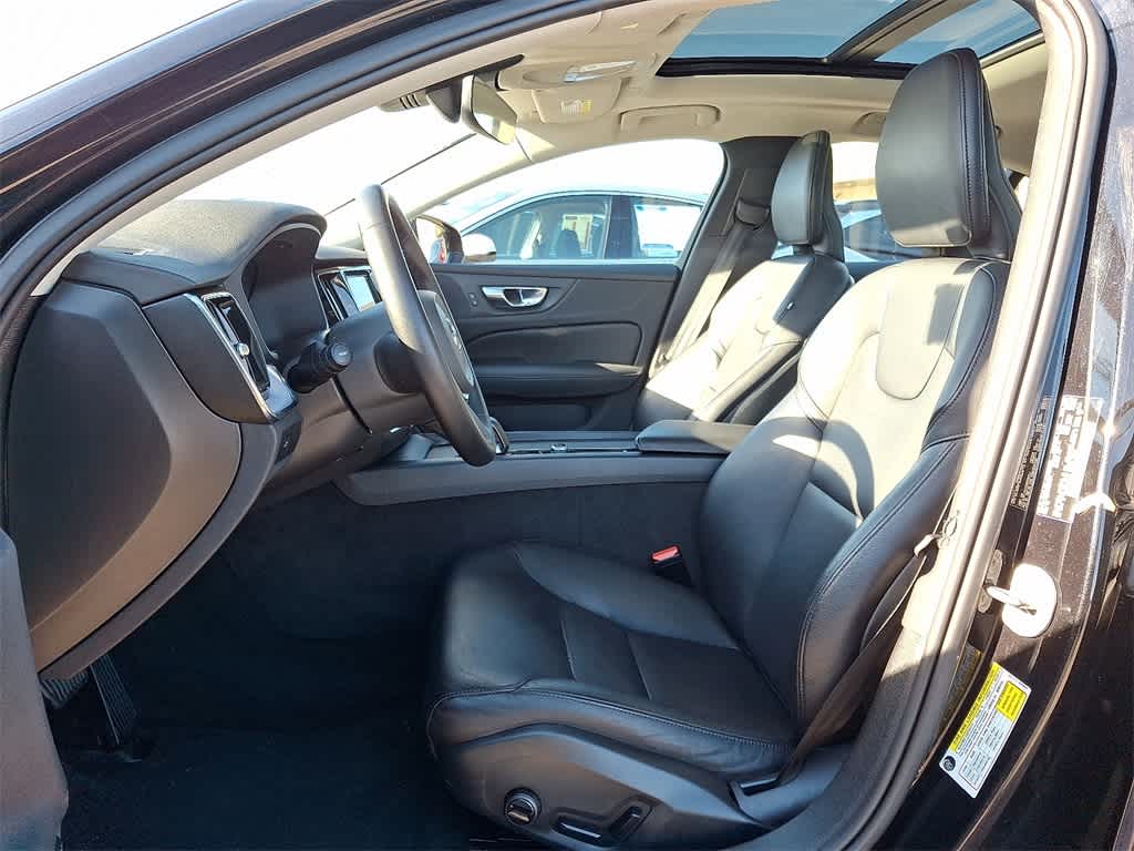 Thumbnail: 2024 Volvo S60 - 13