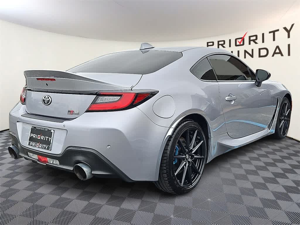 Thumbnail: 2022 Toyota GR86 - 4