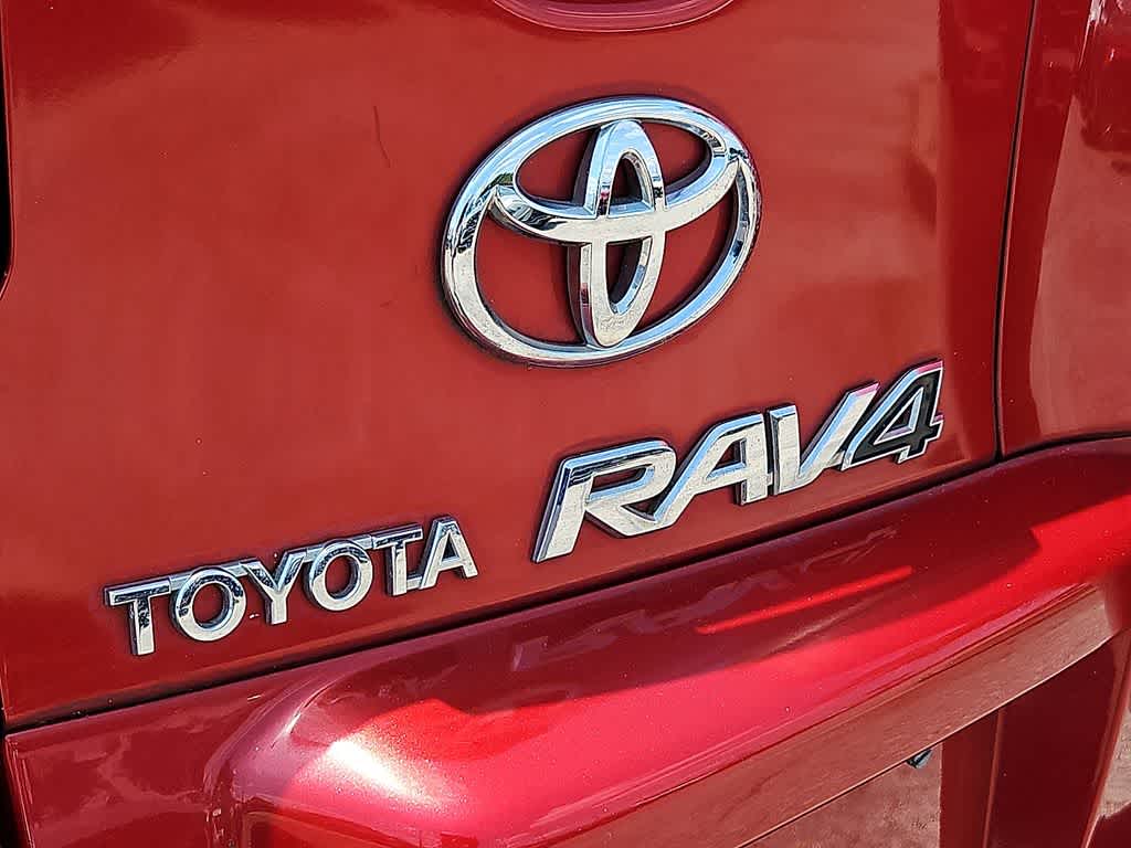 Thumbnail: 2010 Toyota RAV4 - 31