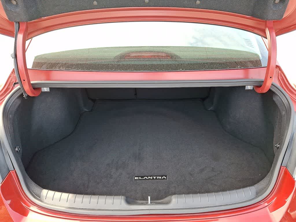 Thumbnail: 2024 Hyundai Elantra - 33