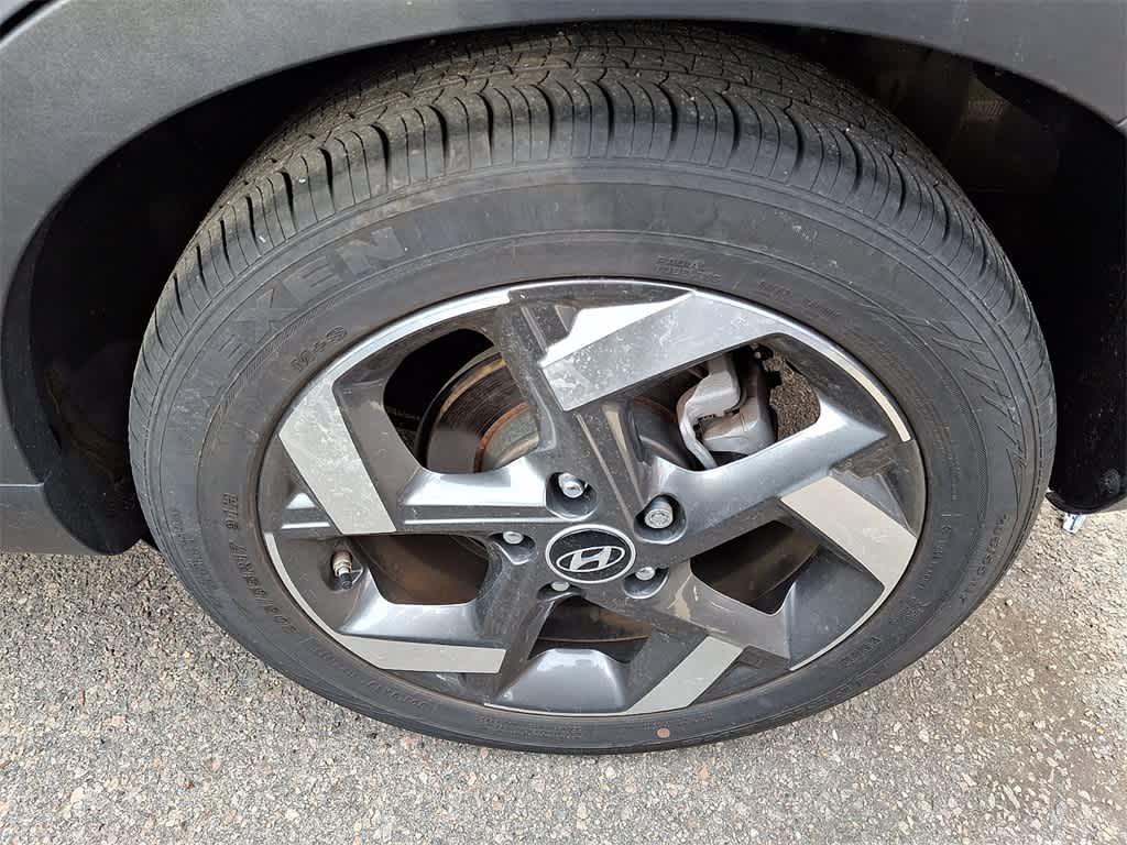 Thumbnail: 2023 Hyundai Venue - 6