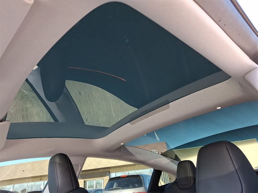 Thumbnail: 2024 Tesla Model 3 - 14