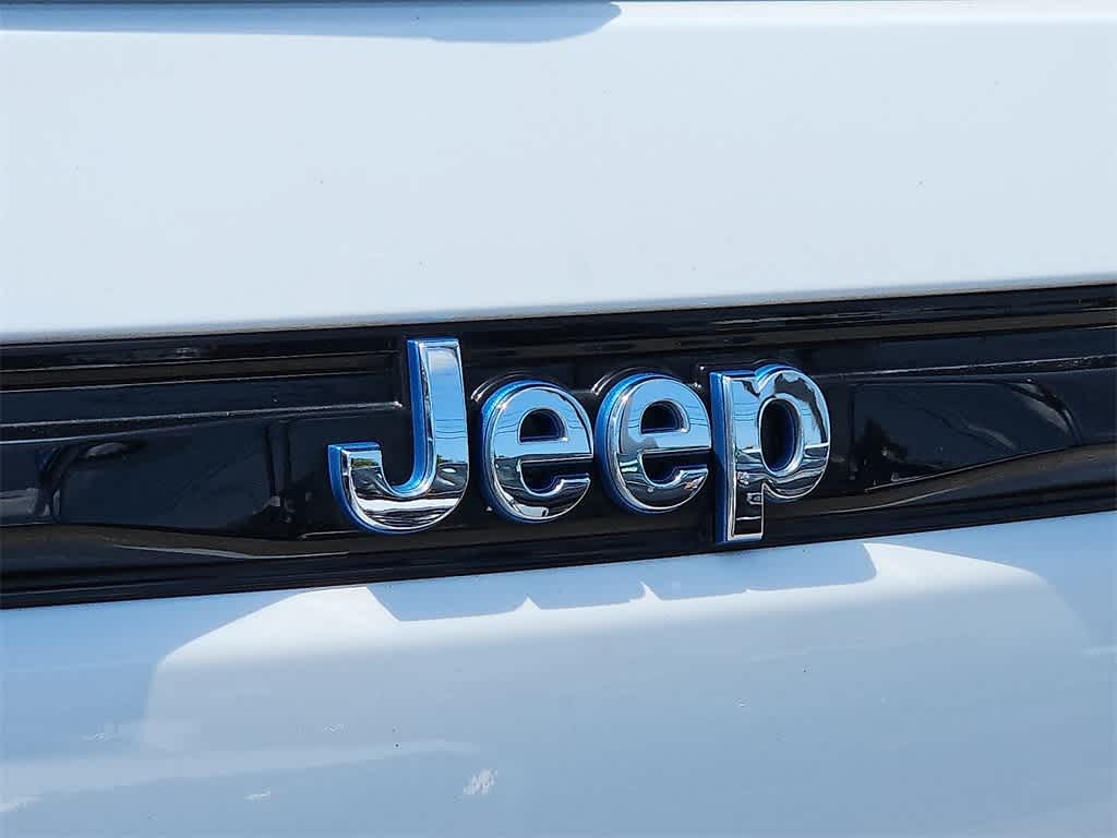 Thumbnail: 2023 Jeep Grand Cherokee - 36