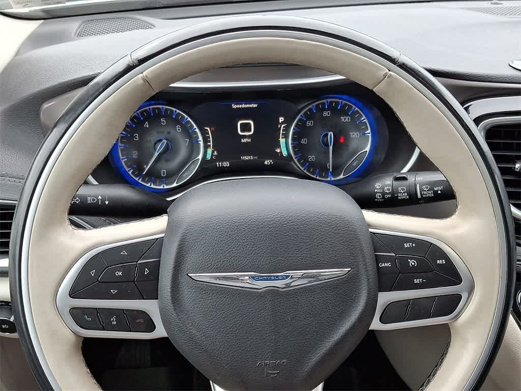 Thumbnail: 2018 Chrysler Pacifica - 20