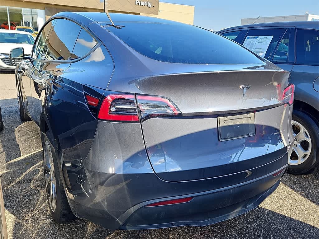 Thumbnail: 2024 Tesla Model Y - 3