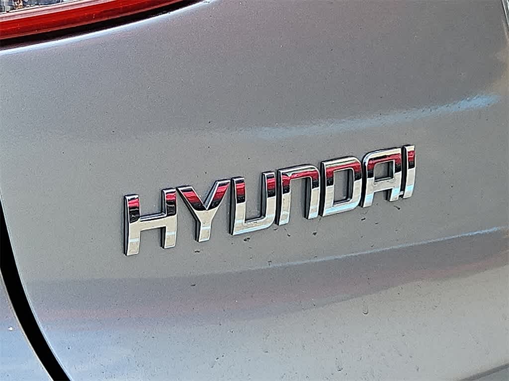 Thumbnail: 2013 Hyundai Tucson - 29