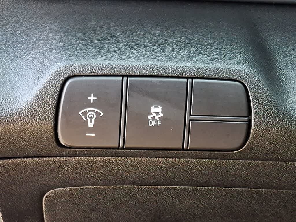 Thumbnail: 2024 Hyundai Elantra - 23