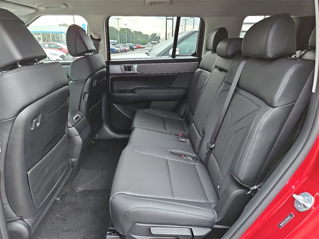 2025 Hyundai Santa Fe SEL 8
