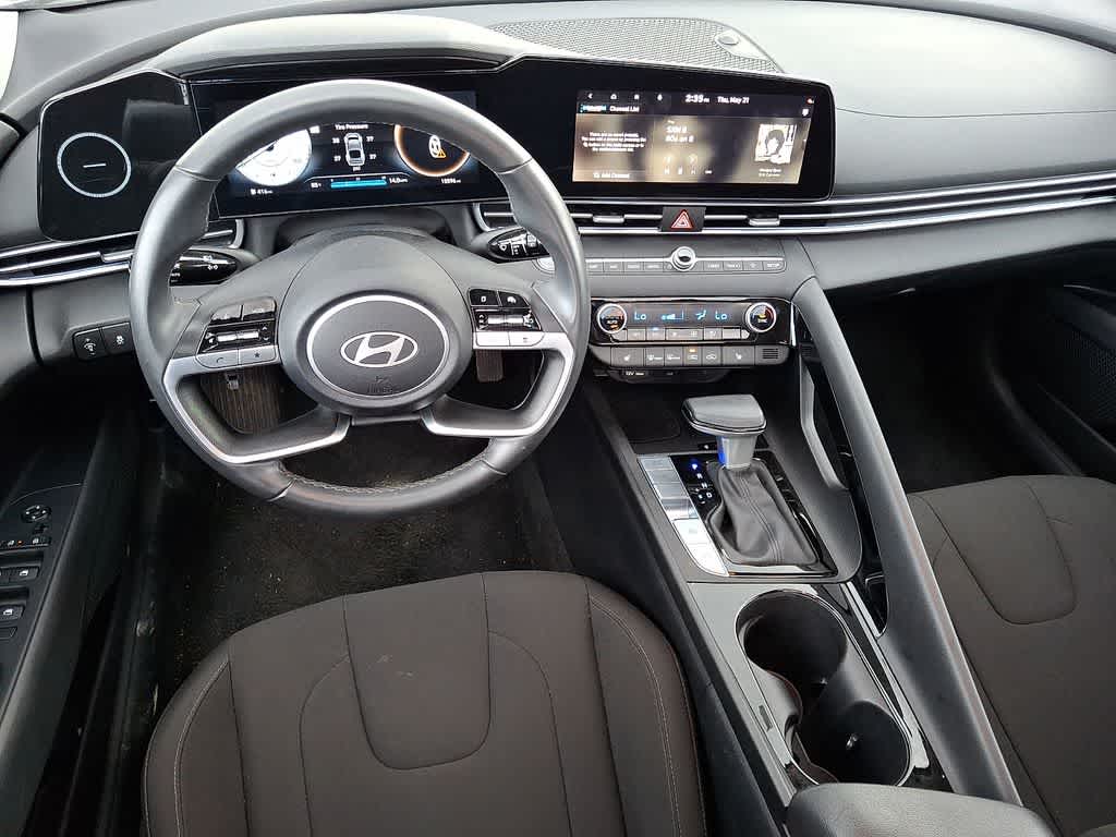 Thumbnail: 2025 Hyundai Elantra - 10