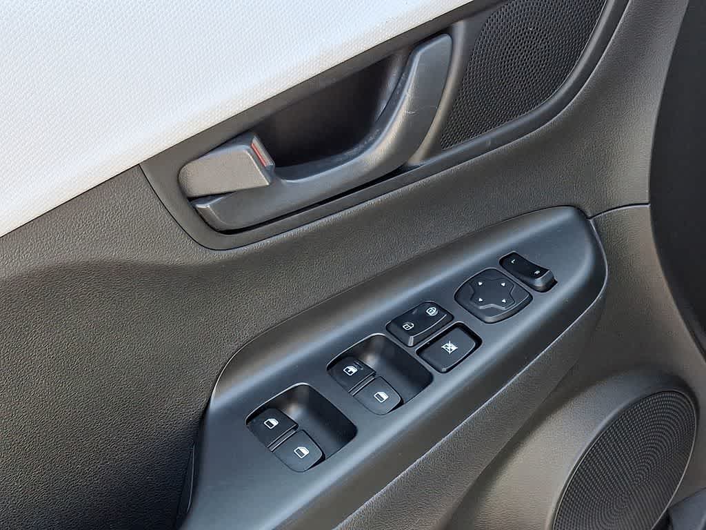 Thumbnail: 2019 Hyundai Kona - 11