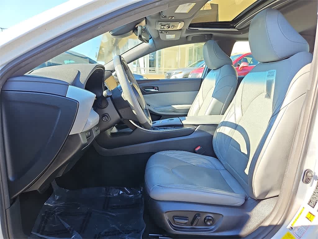 Thumbnail: 2020 Toyota Avalon - 13