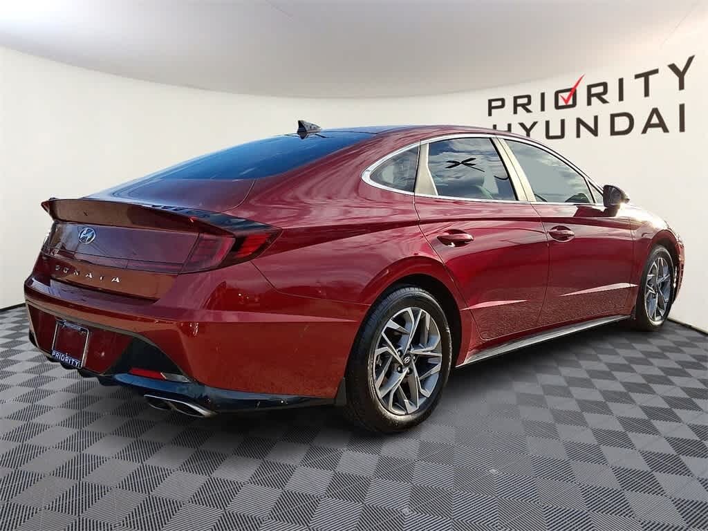Used 2023 Hyundai Sonata SEL Sedan