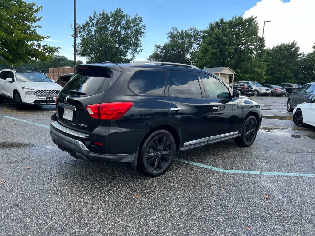 Thumbnail: 2017 Nissan Pathfinder - 4