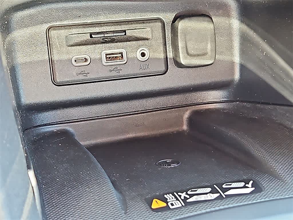 Thumbnail: 2019 Chevrolet Equinox - 25