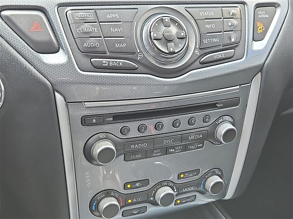 Thumbnail: 2018 Nissan Pathfinder - 16