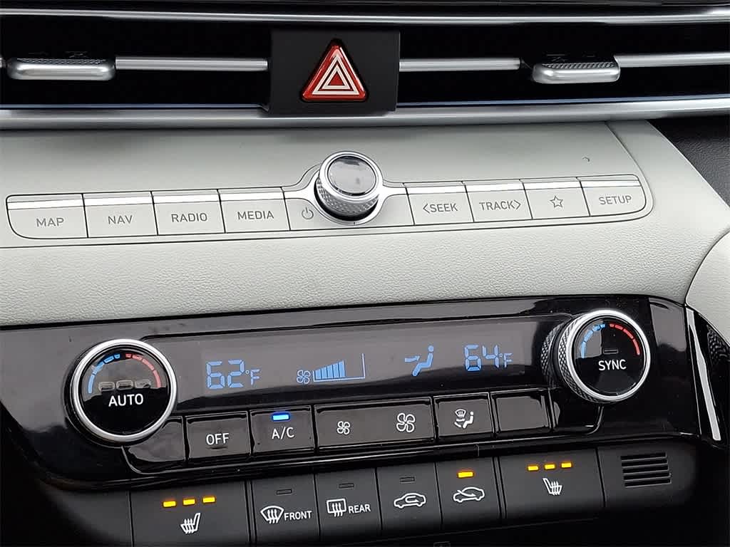 Thumbnail: 2025 Hyundai Elantra - 15