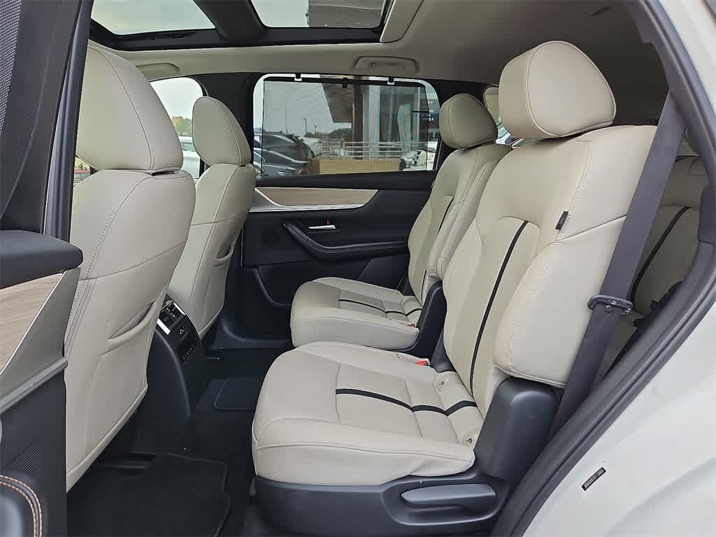 Thumbnail: 2024 Mazda CX-90 - 10