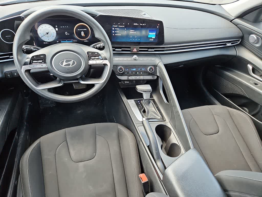 Thumbnail: 2024 Hyundai Elantra - 10