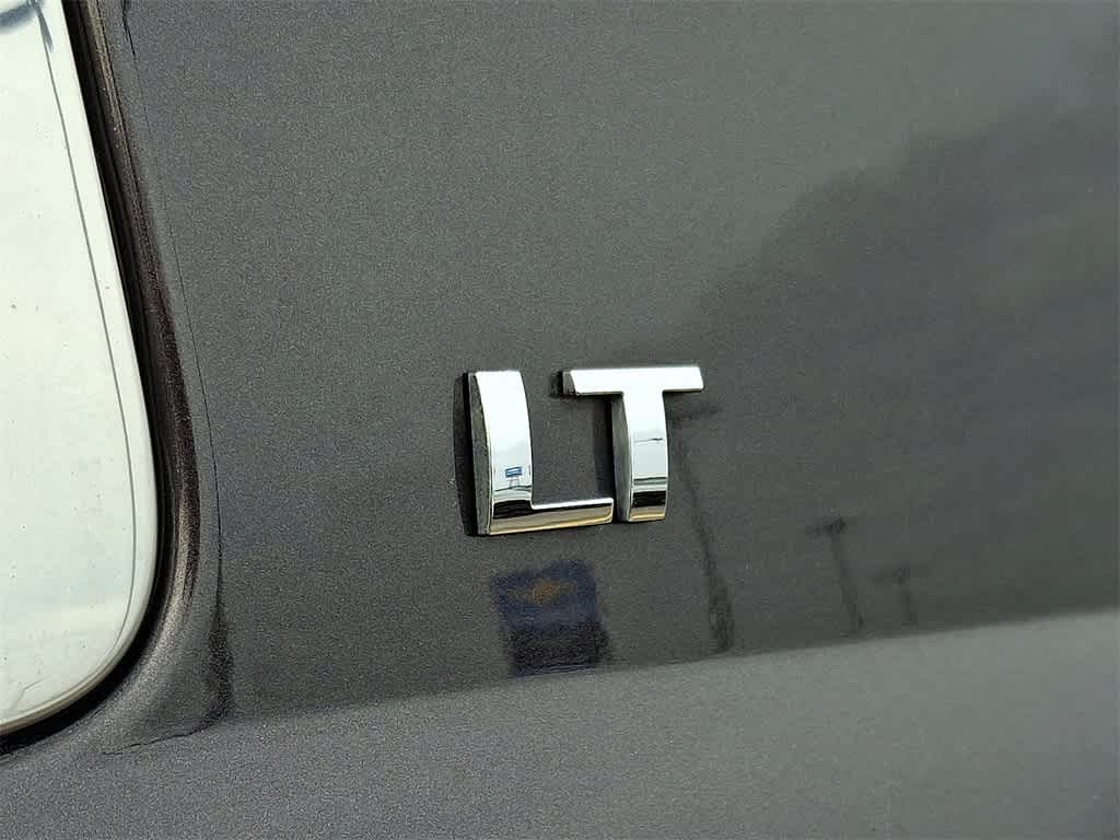 Thumbnail: 2015 Chevrolet Suburban - 35