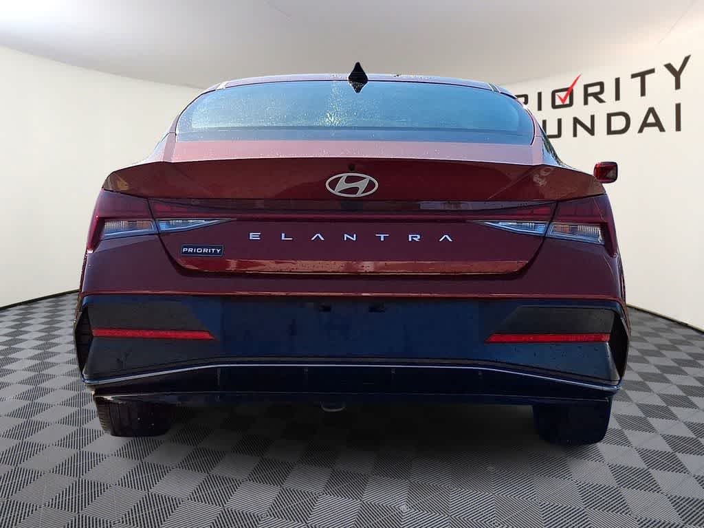 Thumbnail: 2024 Hyundai Elantra - 5