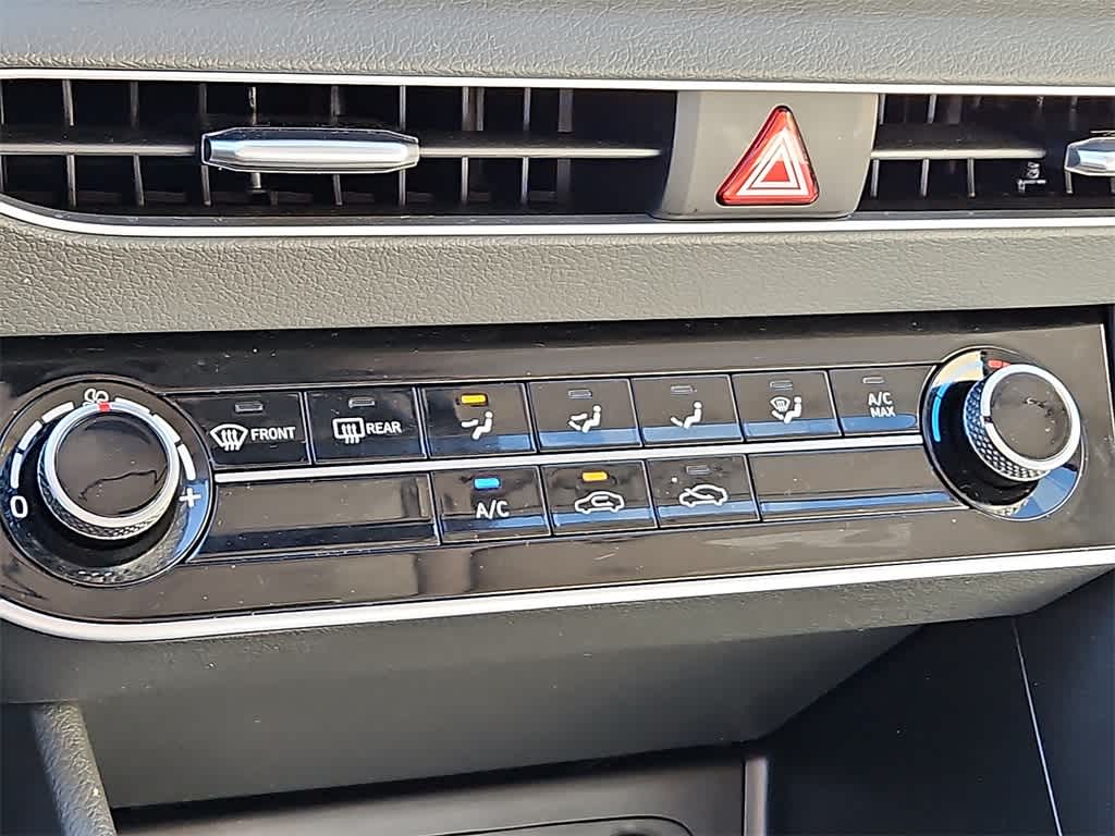 Thumbnail: 2023 Hyundai Sonata - 15