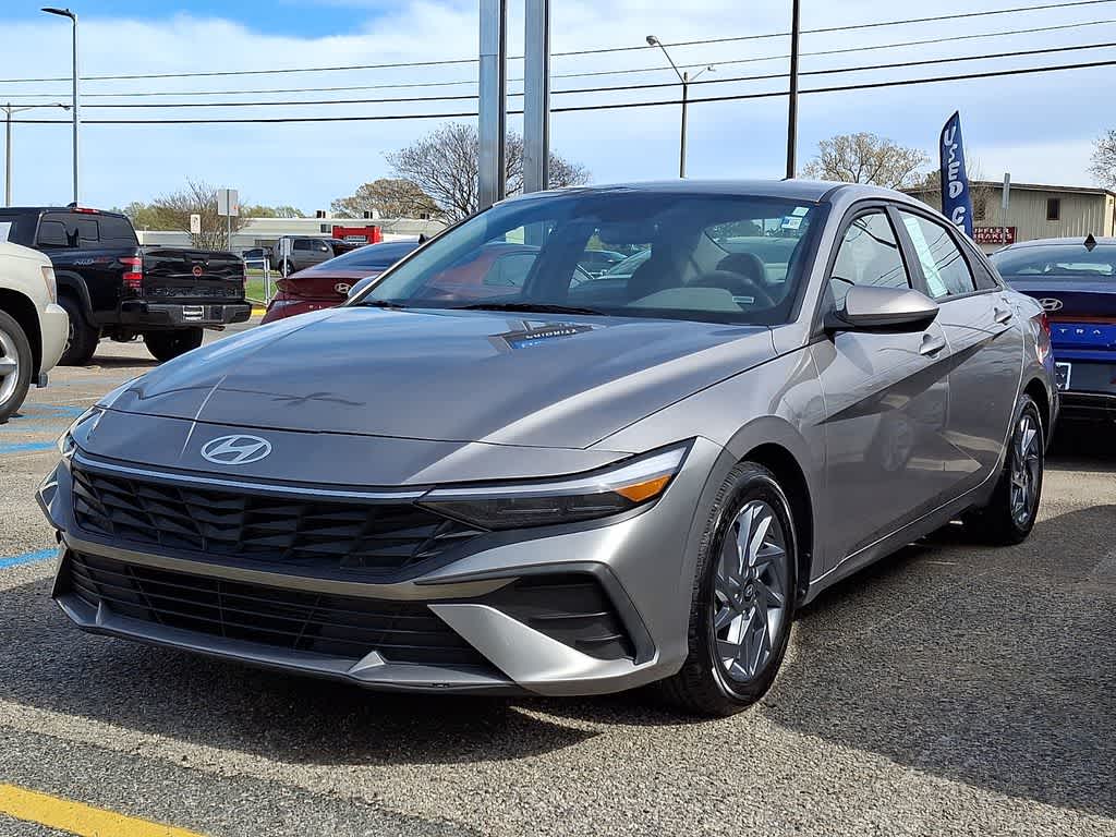 Thumbnail: 2024 Hyundai Elantra - 1