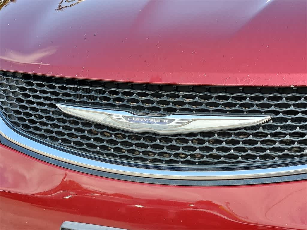 Thumbnail: 2017 Chrysler Pacifica - 31