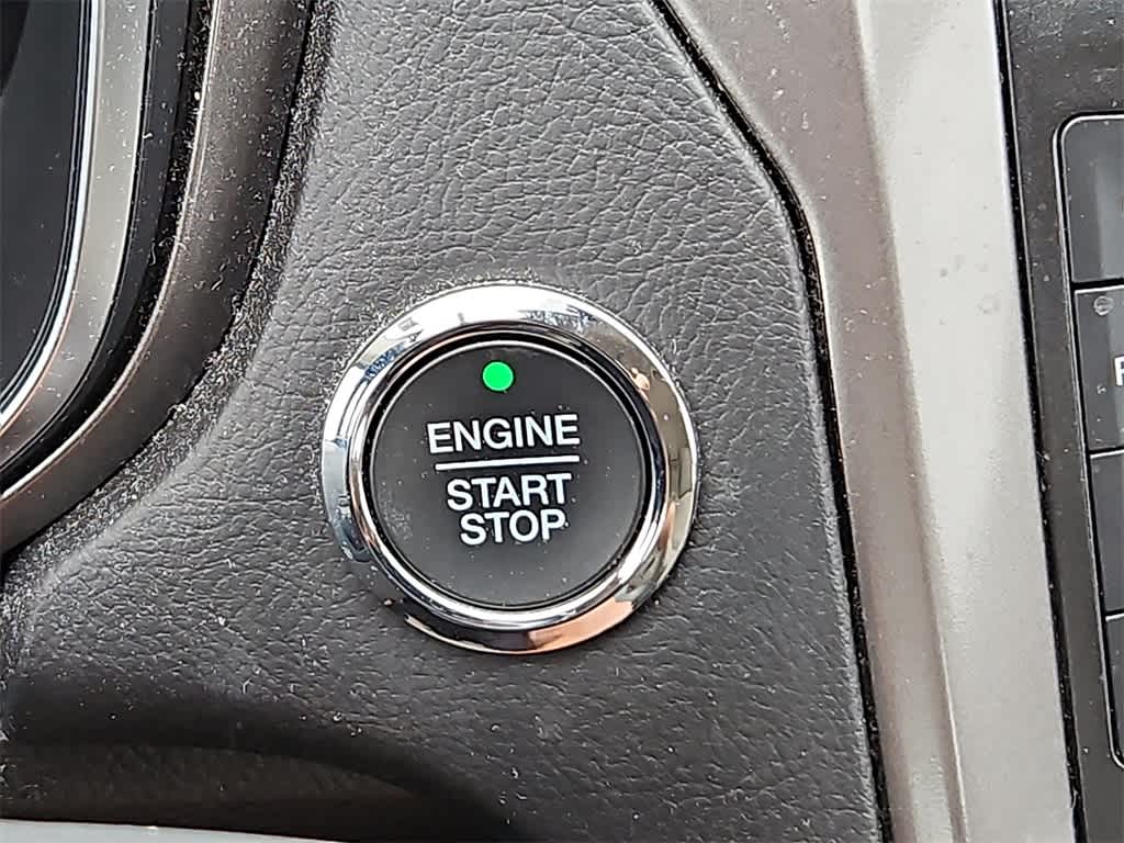 Thumbnail: 2017 Ford Fusion - 22