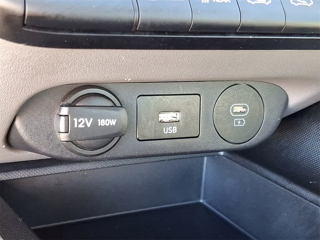 Thumbnail: 2024 Hyundai Elantra - 24