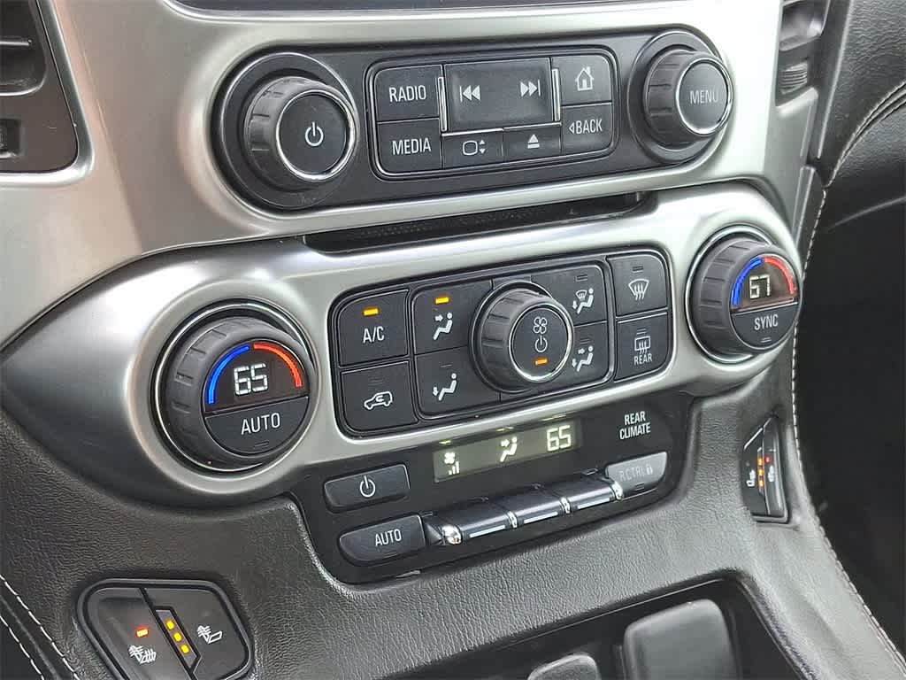 Thumbnail: 2015 Chevrolet Suburban - 16