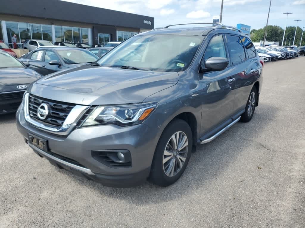 Thumbnail: 2020 Nissan Pathfinder - 1
