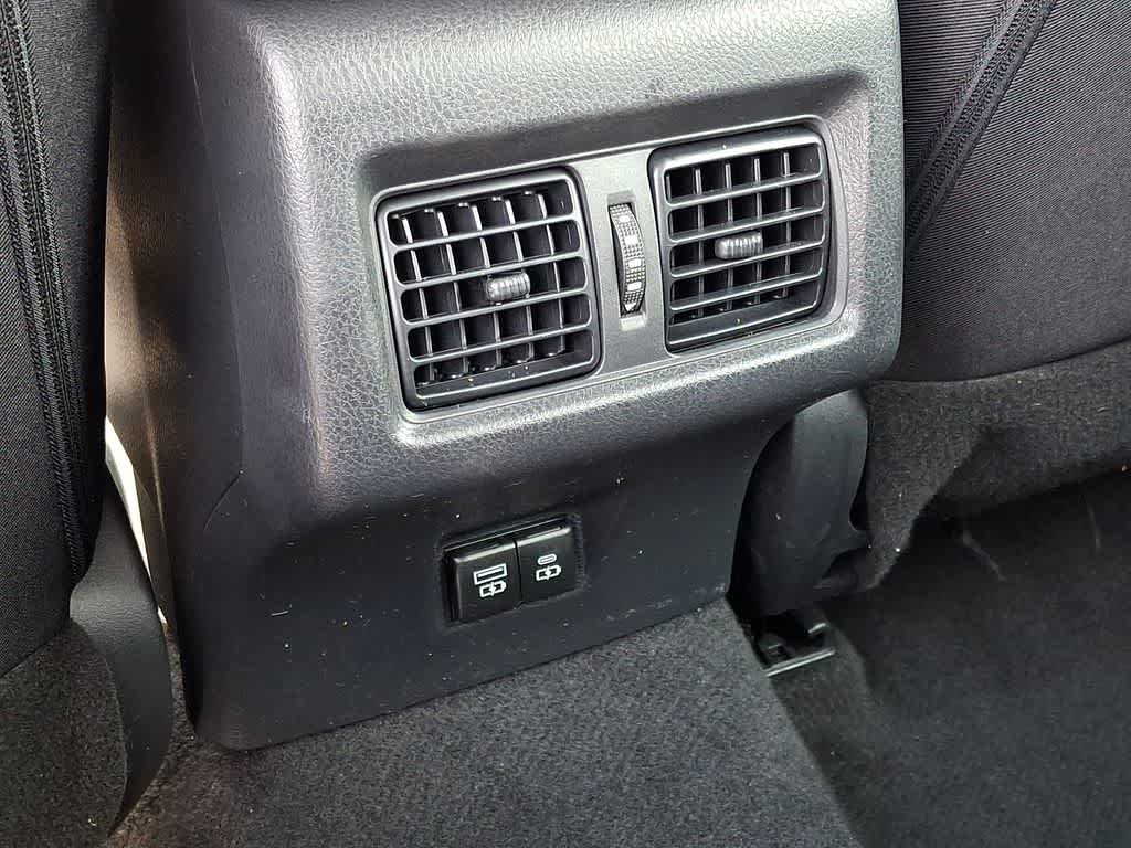 Thumbnail: 2025 Toyota Camry - 27