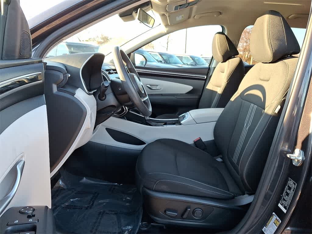 Thumbnail: 2023 Hyundai Tucson - 10