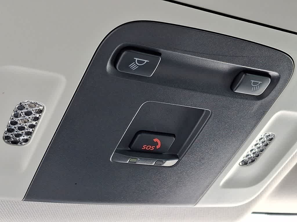 Thumbnail: 2025 Toyota Camry - 24