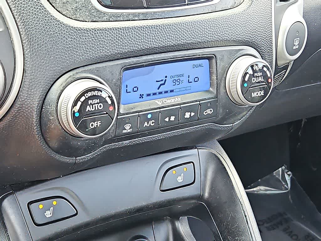 Thumbnail: 2013 Hyundai Tucson - 14