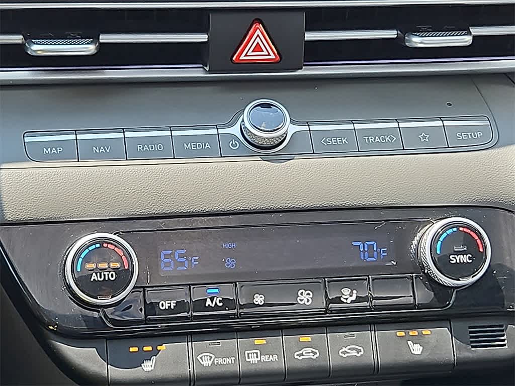 2024 Hyundai Elantra SEL 16