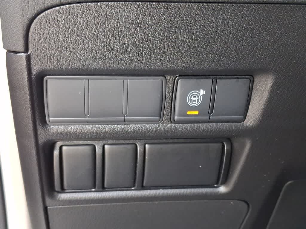 Thumbnail: 2024 Nissan Armada - 25