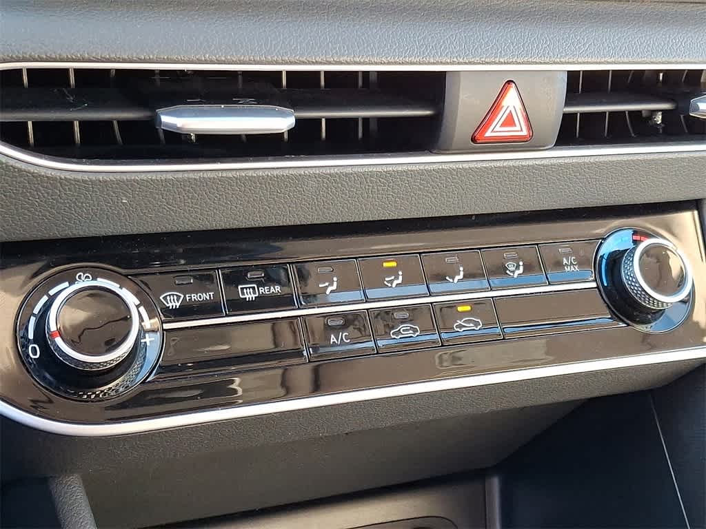 Thumbnail: 2023 Hyundai Sonata - 15