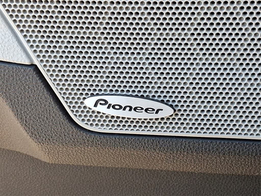 Thumbnail: 2014 Chevrolet Equinox - 24