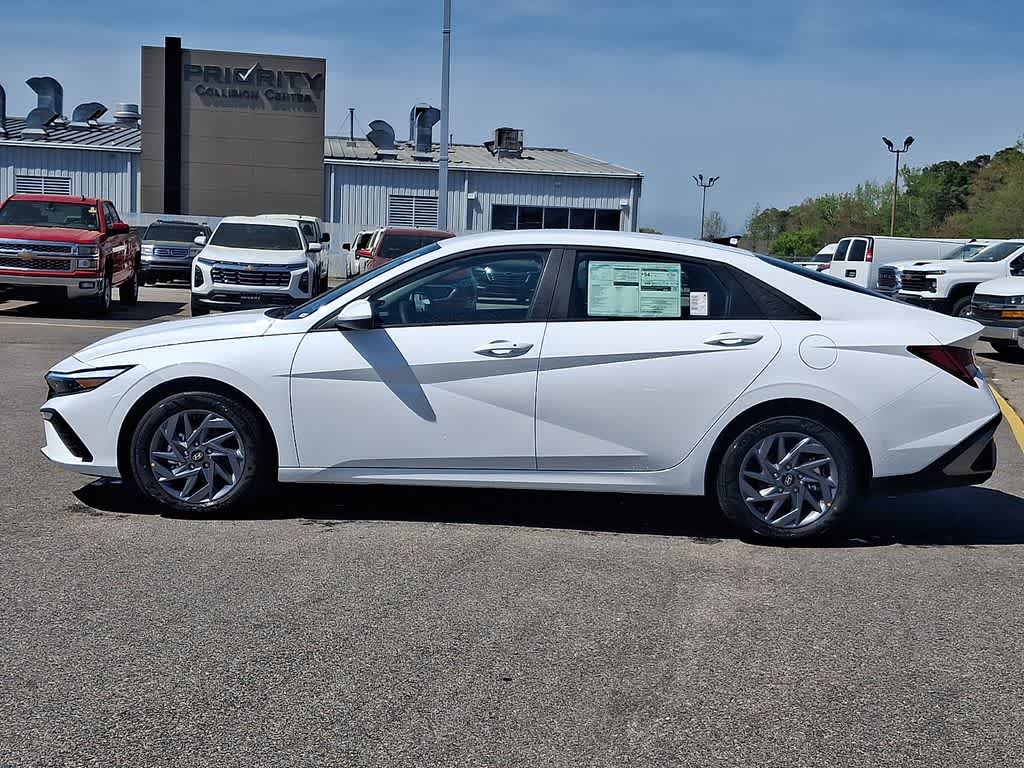 Thumbnail: 2026 Hyundai Elantra - 7