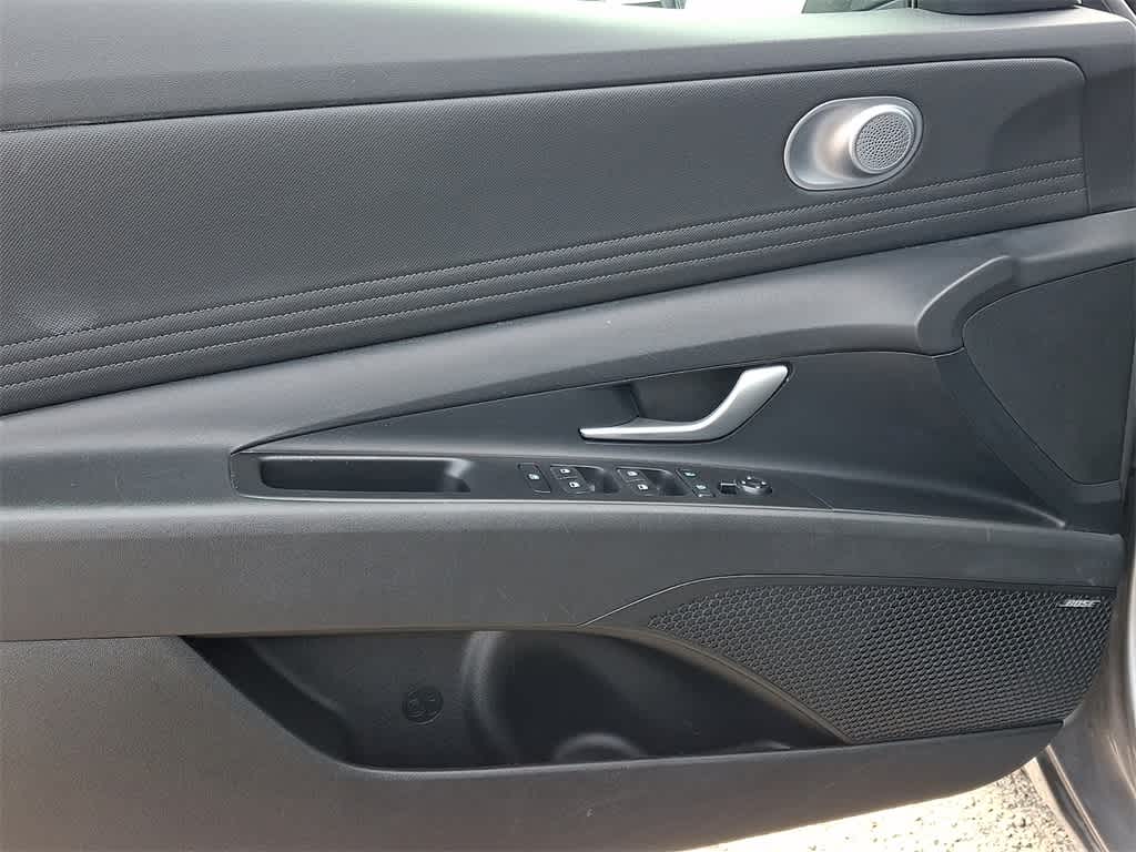 Thumbnail: 2025 Hyundai Elantra - 11