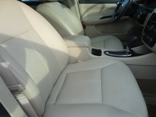 2011 Chevrolet Impala LTZ 12