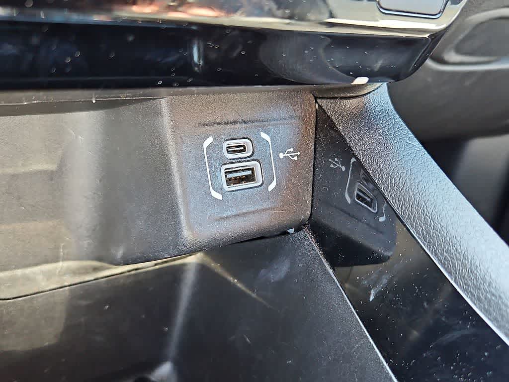 Thumbnail: 2025 Jeep Compass - 23