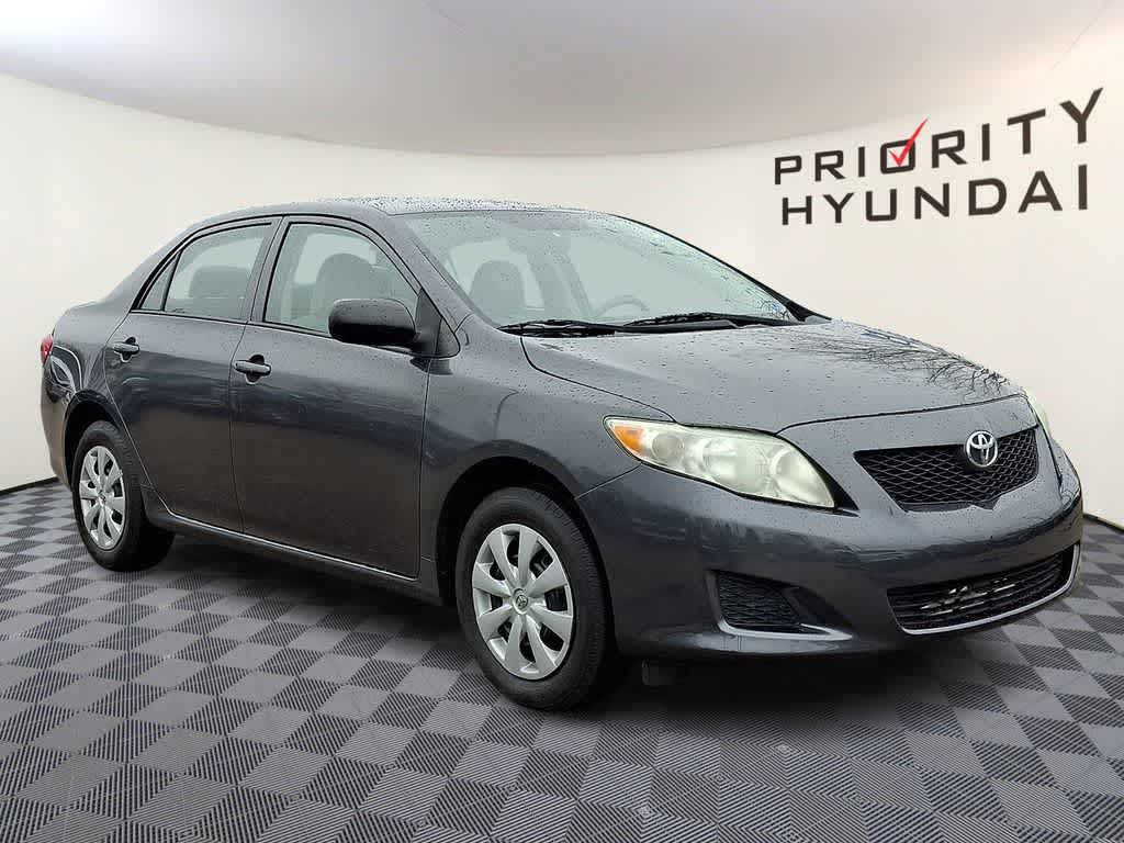 Thumbnail: 2010 Toyota Corolla - 3
