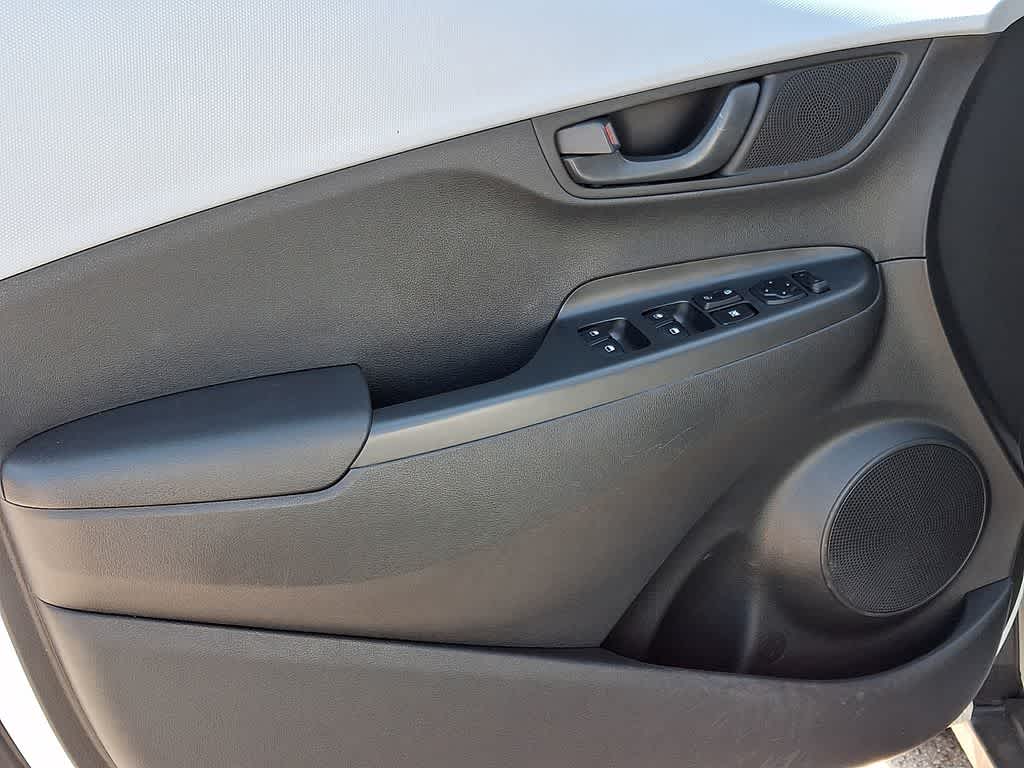 Thumbnail: 2019 Hyundai Kona - 10