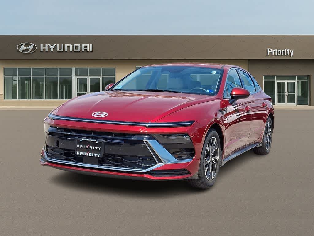 Thumbnail: 2025 Hyundai Sonata - 1